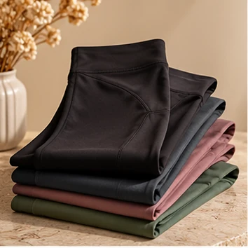 Leggings esportivas dobradas como inspiração